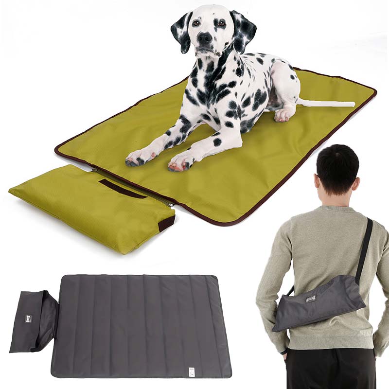 Outdoor Camping Mat Waterproof - 100x70cm 折りたたみ式屋外ペットマット 収納バッグ付き 防水 汚れに強い 犬
