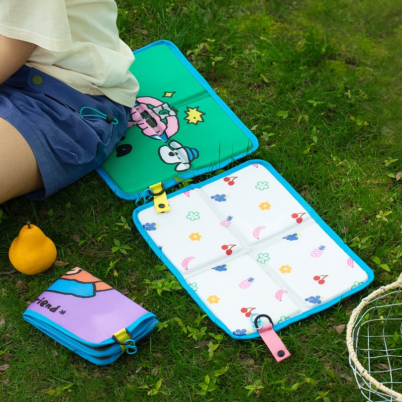 防水ナイロン製ジュースドッグピクニックマット、大型折りたたみ - Outdoor Camping Mats Large のレビューと価格