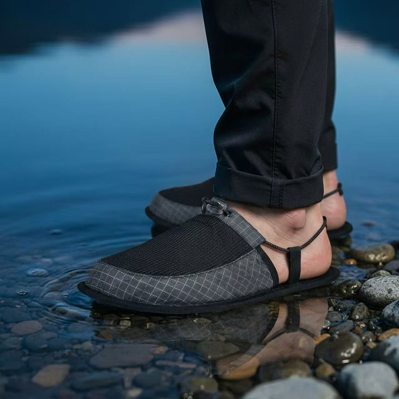 アウトドア用ハイキング・キャンプスリッパ。超軽量で折りたたみ - Outdoor Camping Slippers のレビューと価格